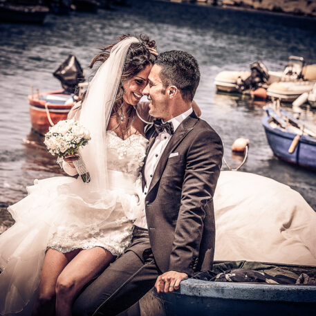 b18xh24-2 matrimonio con barca e mare